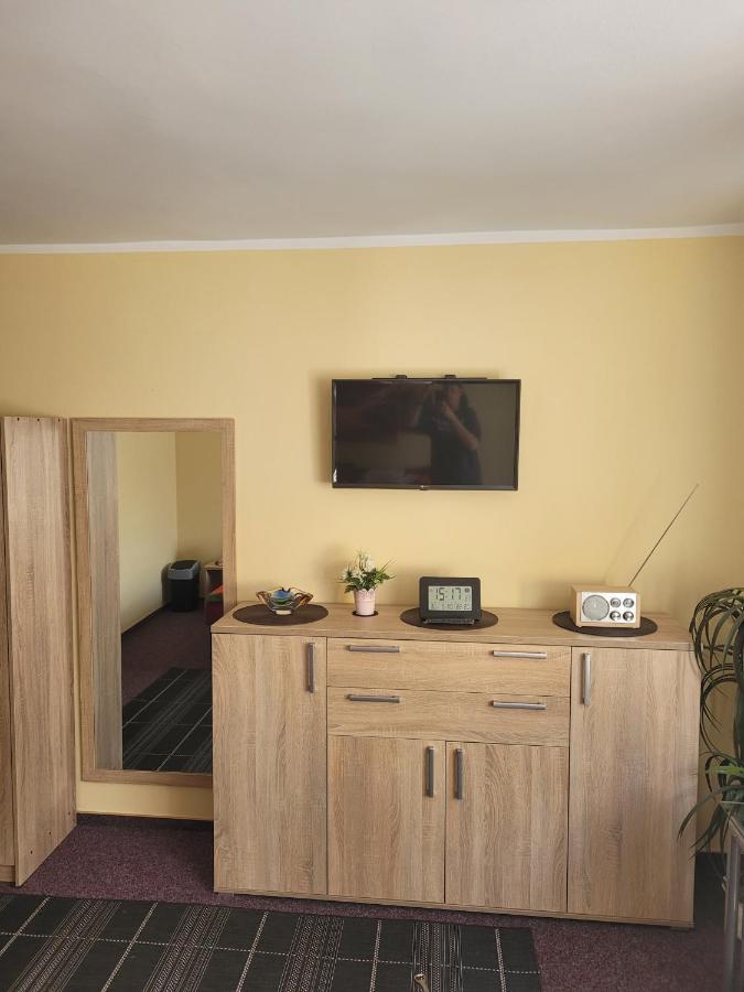 Pension Relax U Komina Frantiskovy Lazne Exterior photo